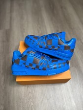 Taglia 9.5M US (8.5LV) -